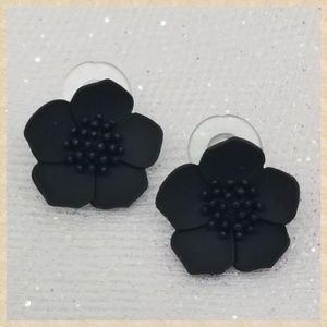 Retro Style Floral Stud Statement Earrings